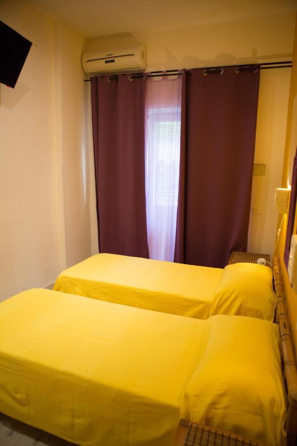 Lanzies Guesthouse روما المظهر الخارجي الصورة