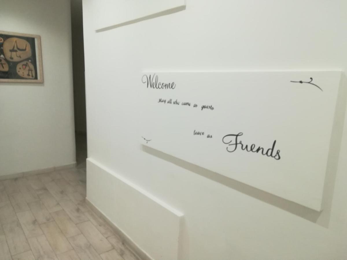 Lanzies Guesthouse روما المظهر الخارجي الصورة